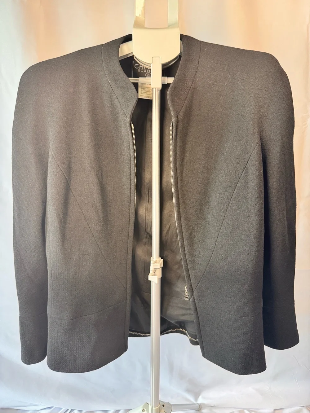 Chanel Boutique Vintage 1997 Black Wool Full-Zip Jacket Size 44 Made in France
